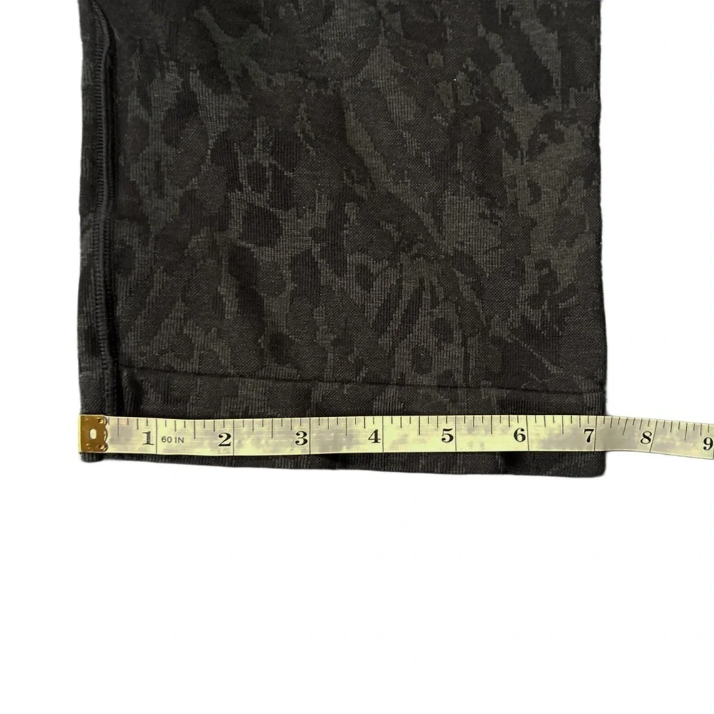 Gymshark Black Adapt Animal Seamless Cycling Shorts Size Small